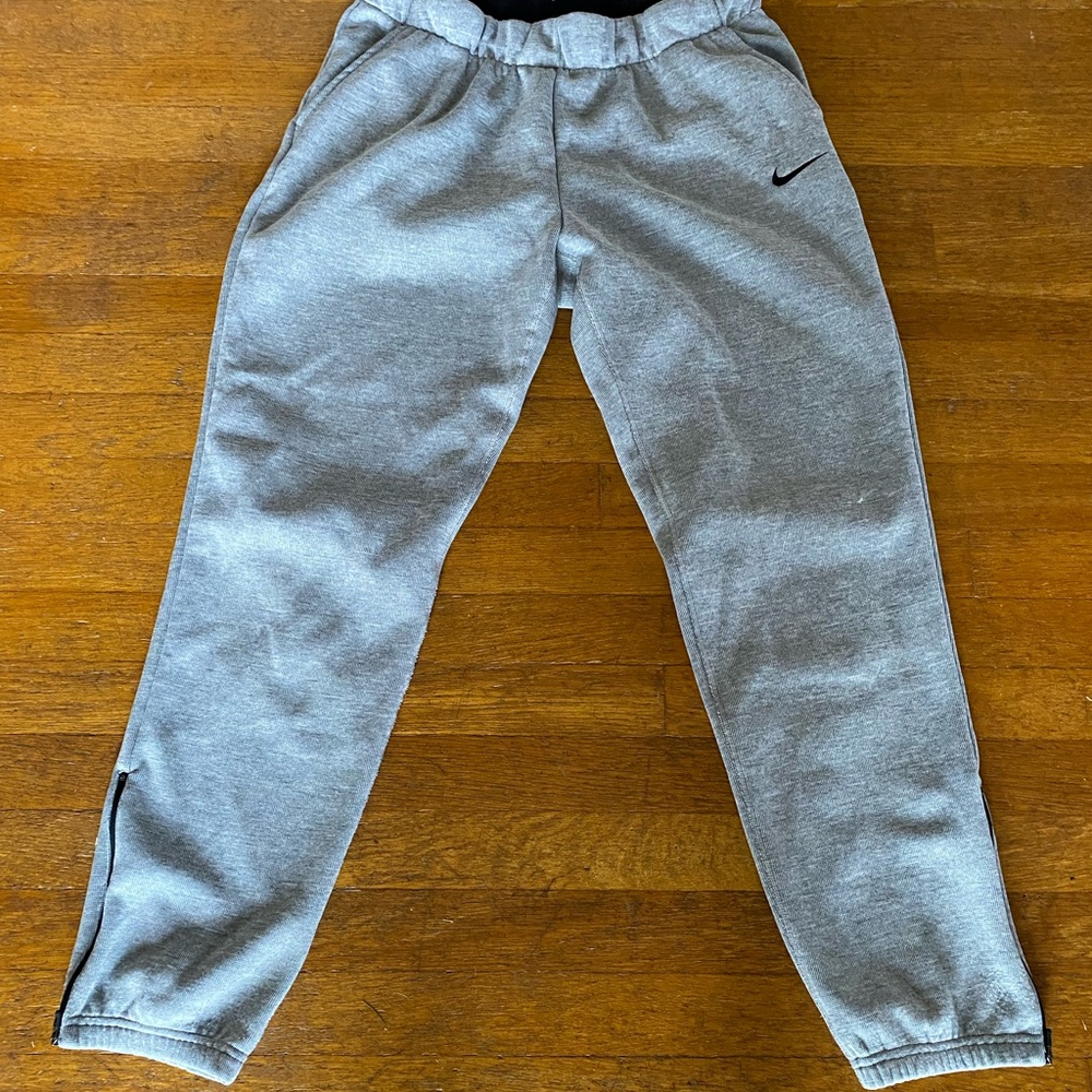 Like New Nike sweatpants
